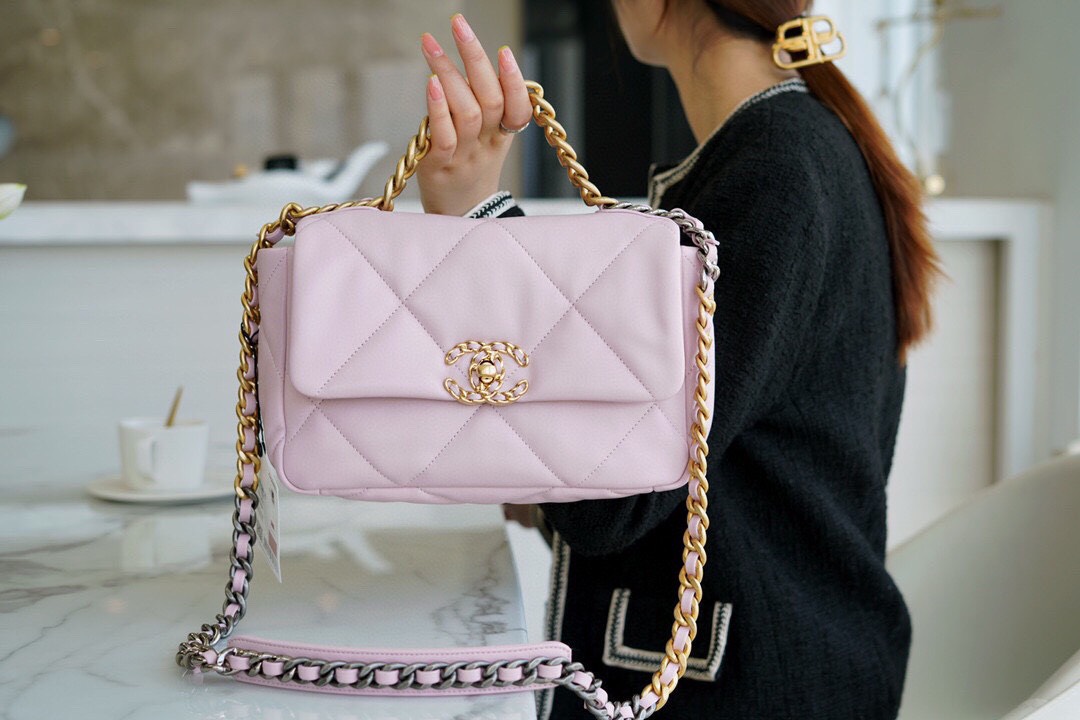 Chanel 19 Flap Bag Pink  Nice Bag